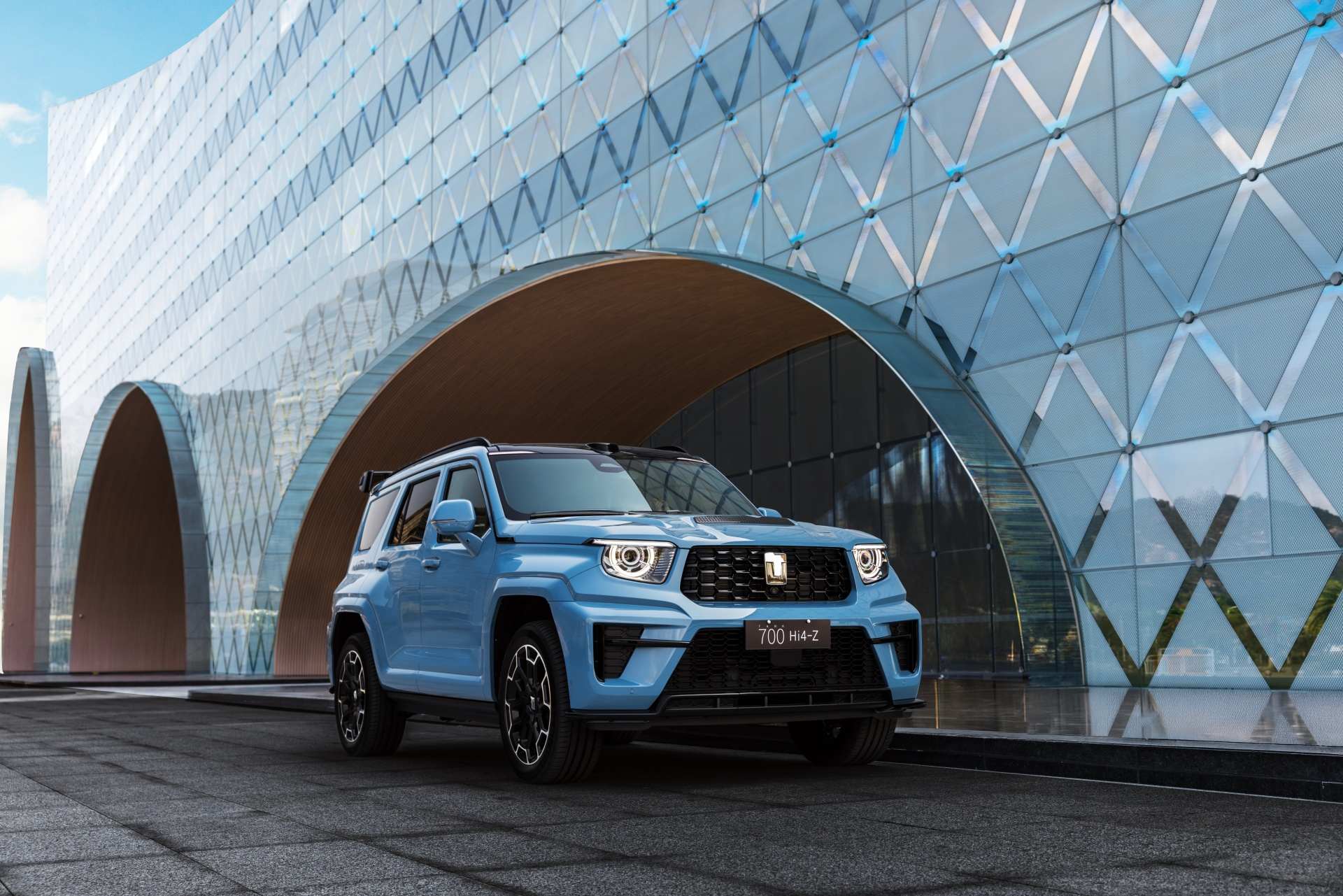 文化与技术驱动『全域』豪华，全新坦克700开启预售，43.80万起