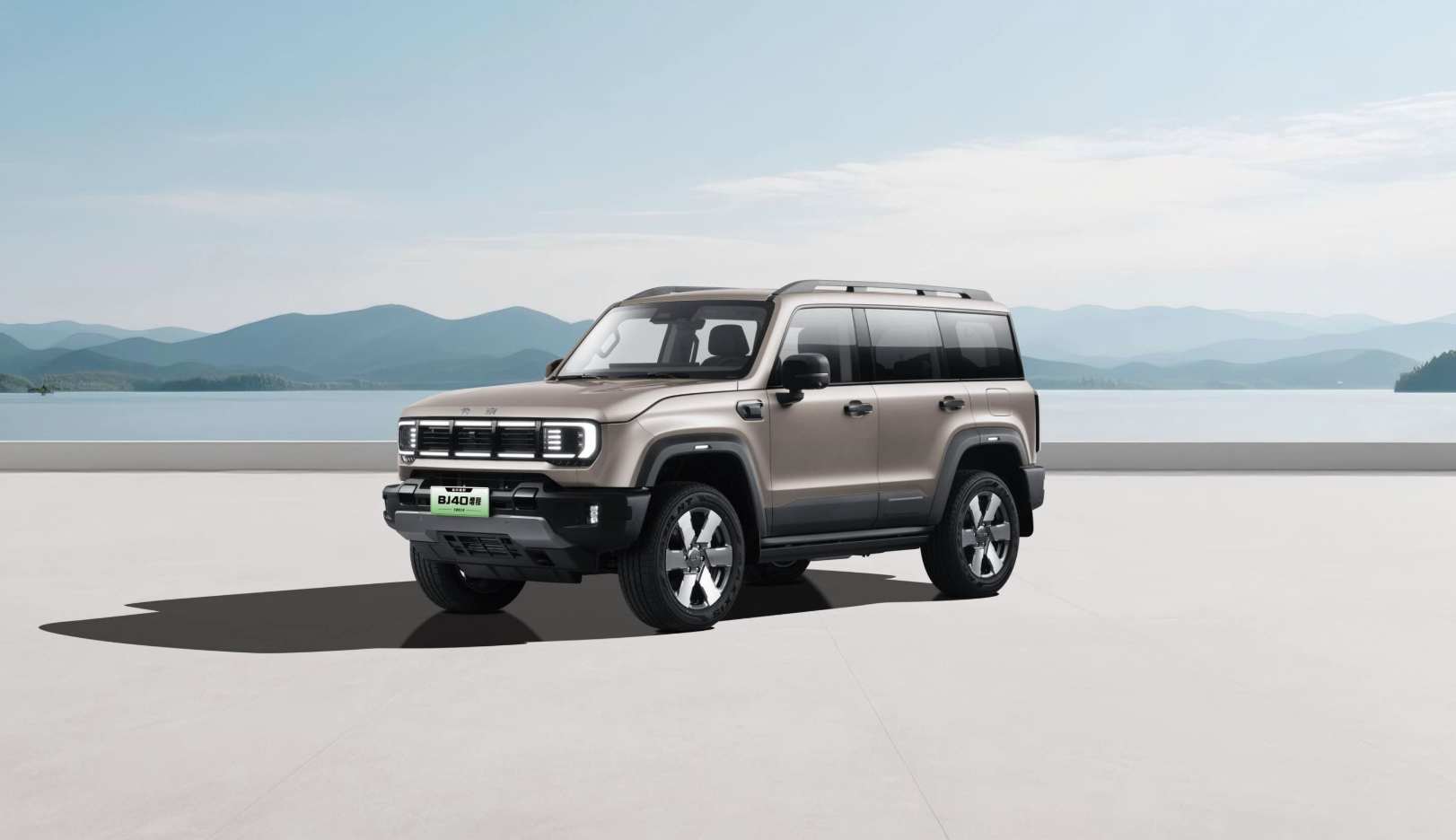 国博“透明拆解”BJ40增程：272件总成件诠释技术底气与文明叙事