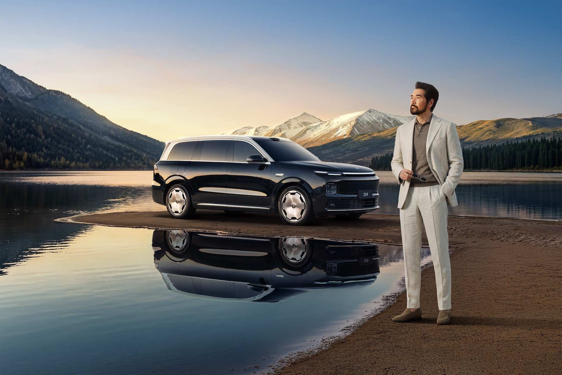 不玩虚的！零跑D19 21.98万起，让豪华旗舰全民可及