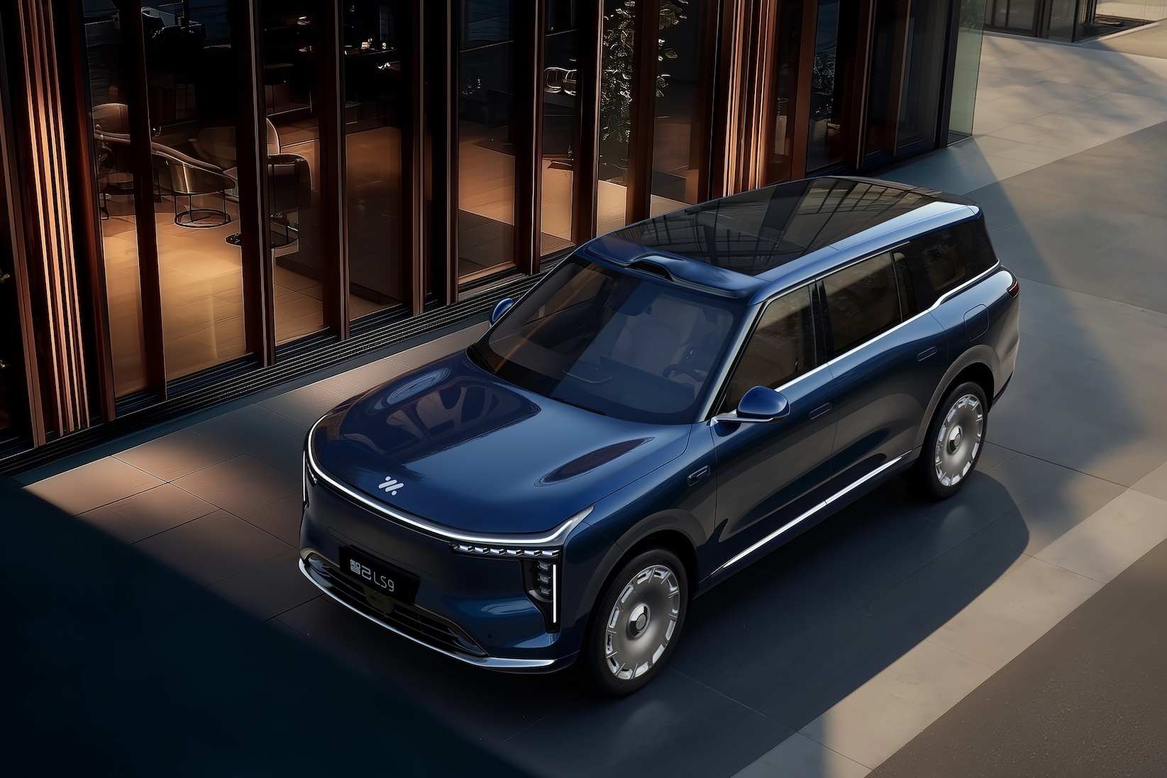 智己LS9能闯过『30万级大六座SUV』这道函谷关吗？