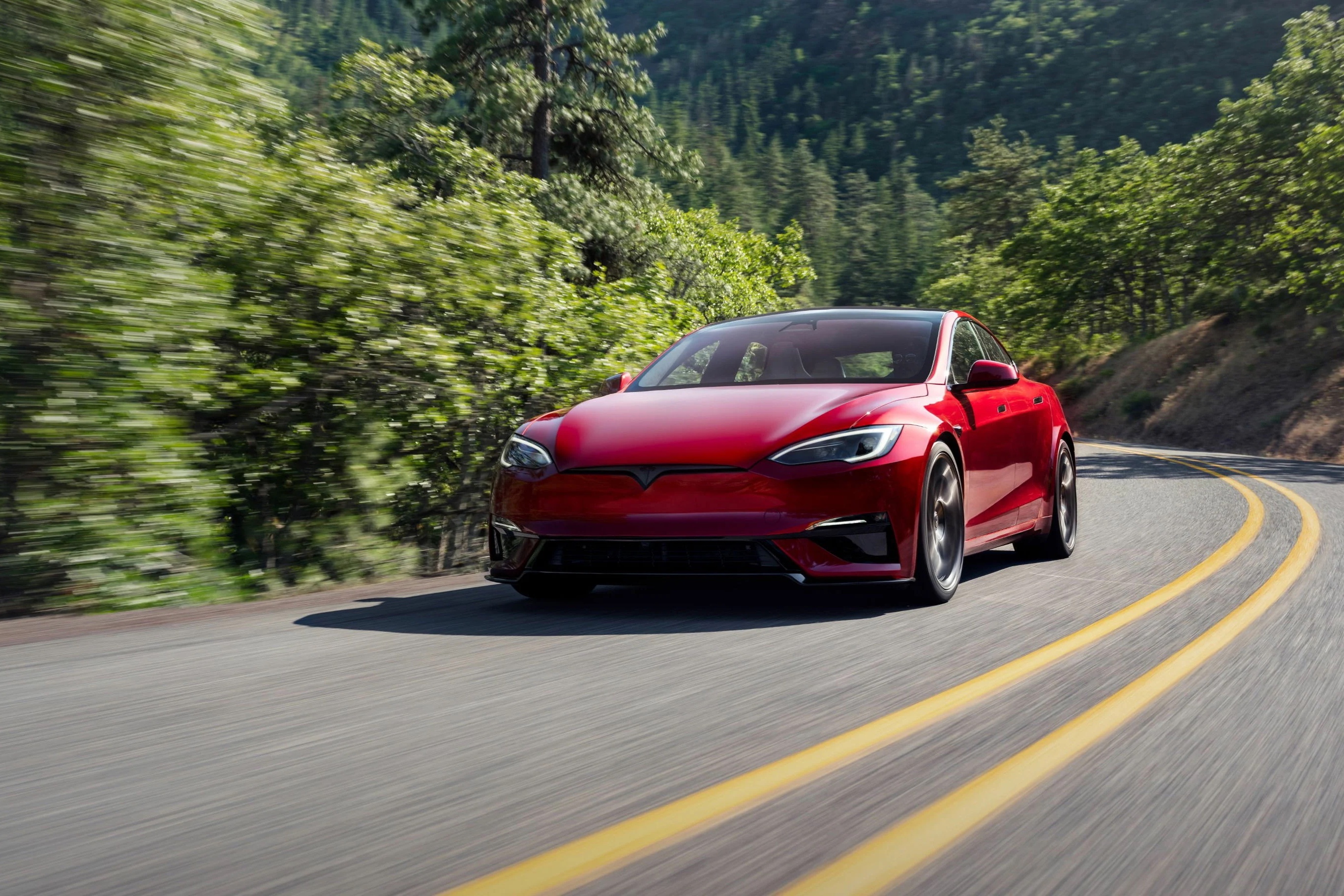 特斯拉Model S/X迎来焕新，细节优化伴随价格上调