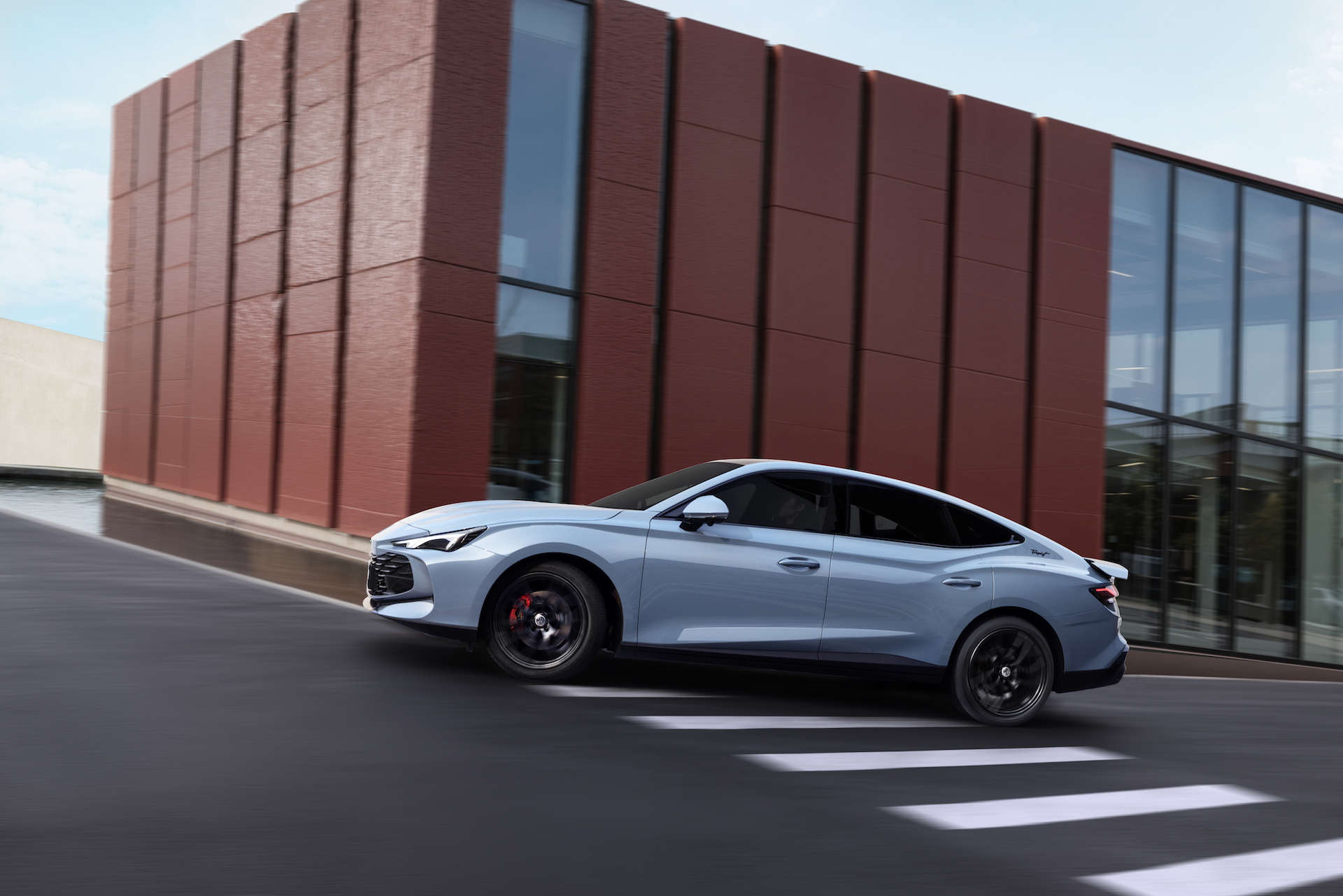 在欧洲卖出30万辆后，MG7的燃油坚持