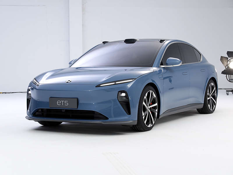 戴上眼镜直接看片 这样的蔚来ET5只需要25.8万