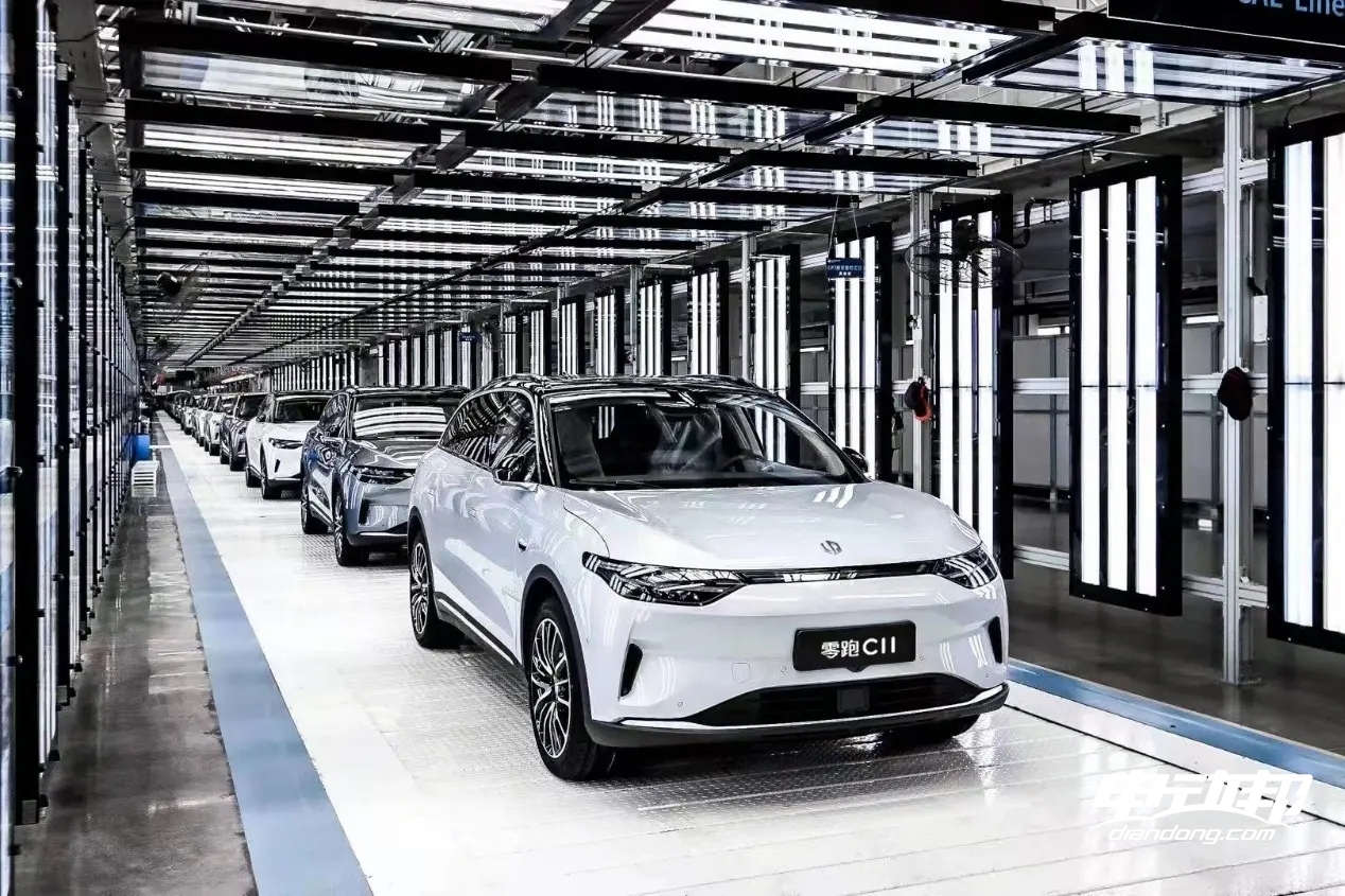 零跑汽车4月交付9087台车，连续13个月同比增速200%！