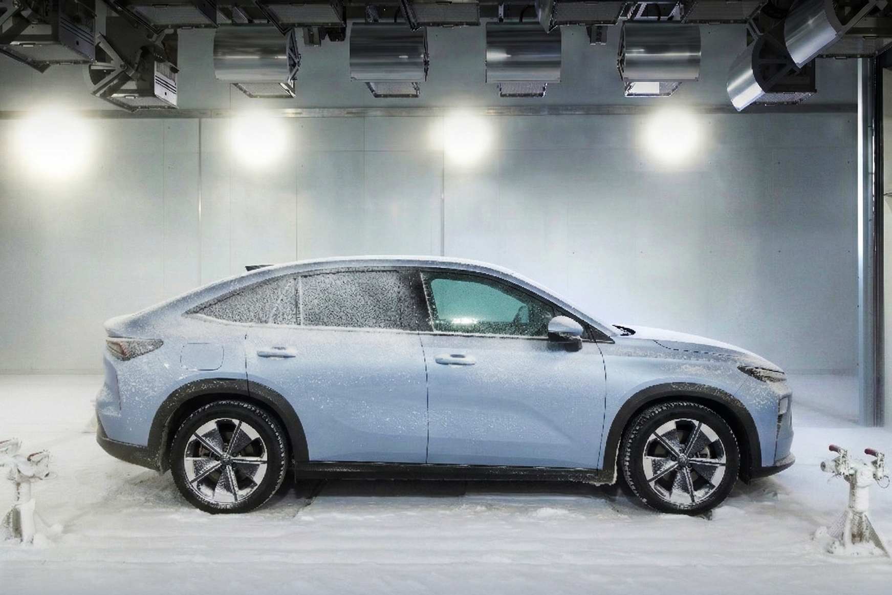 首发！博越RE超级铂金增程，100℃温差验证全域安全