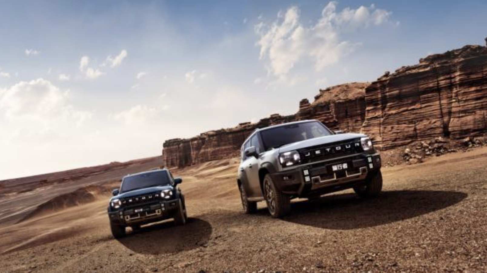 捷途旅行者双车联袂上市，以燃油电混双擎开启价值新纪元