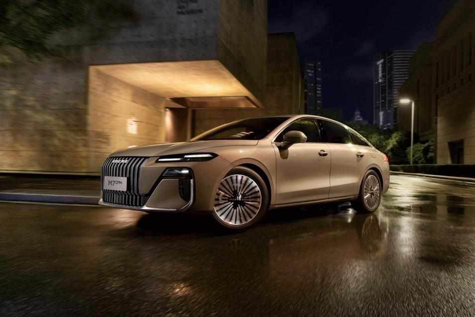 剧透广州车展！荣威M7 DMH带来的“活人感”车机或将颠覆你的认知