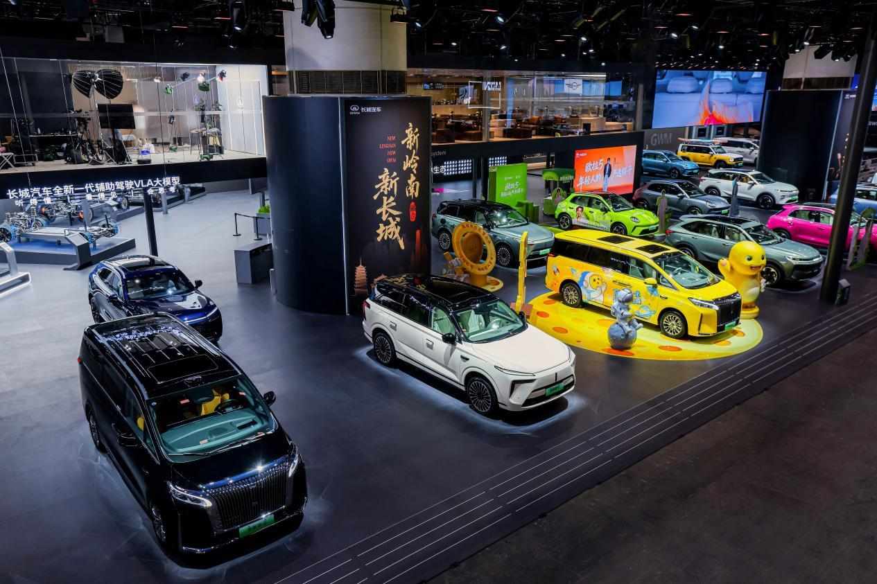 魏牌闪耀广州车展：VLA辅助驾驶大模型即将“上车”