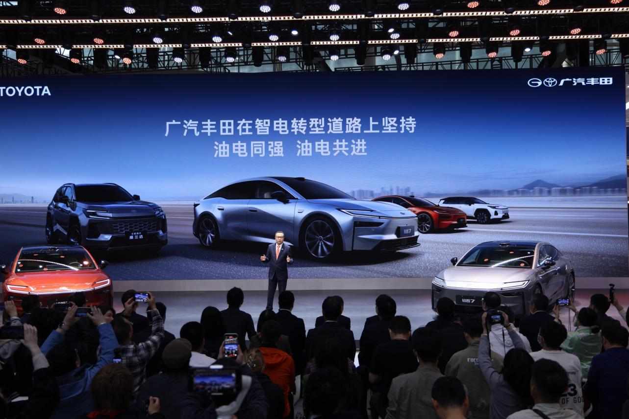 域控油车和鸿蒙电车，广汽丰田两款新车引领行业革新
