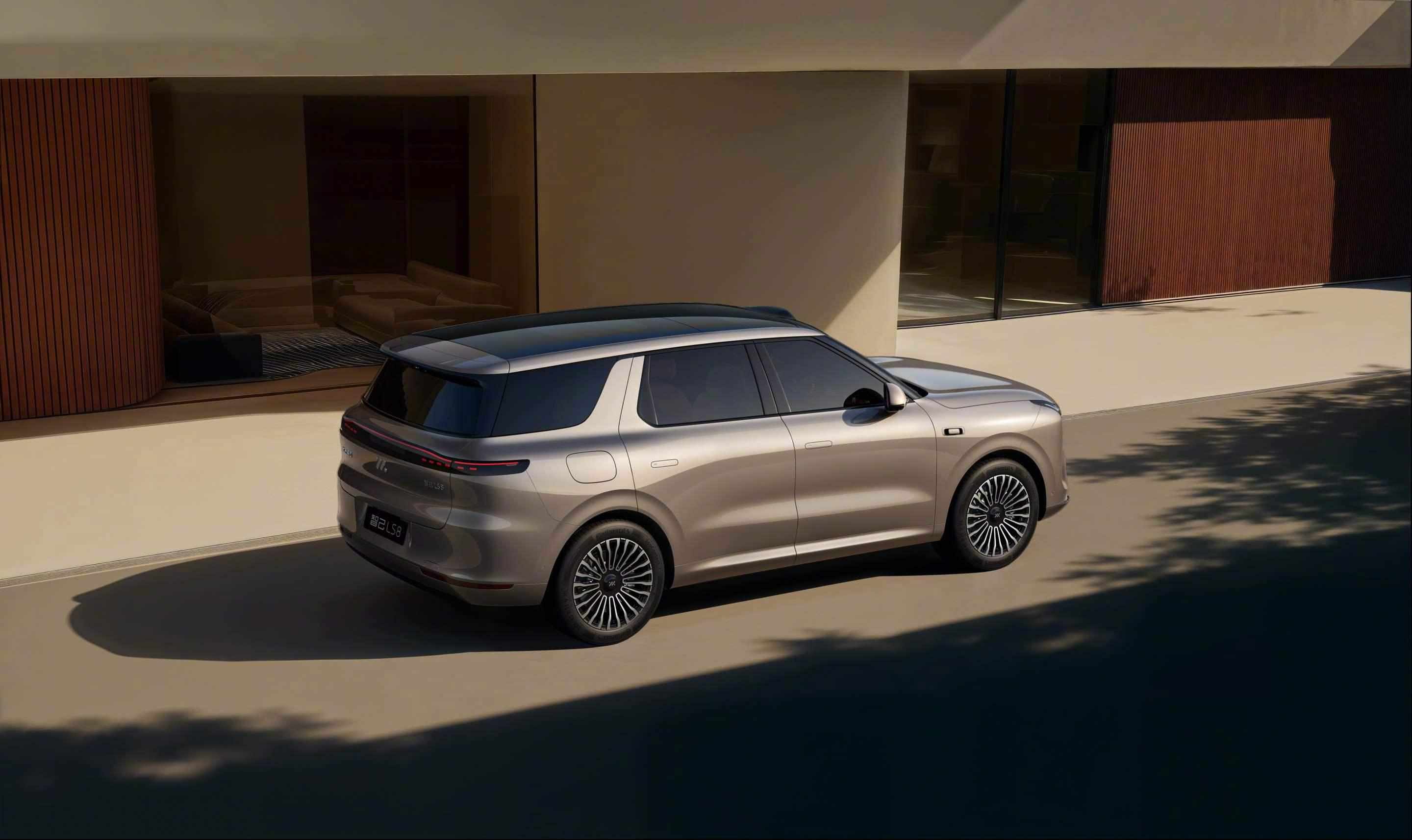 智己LS8官图曝光：335km纯电续航+激光雷达，一季度首发在即