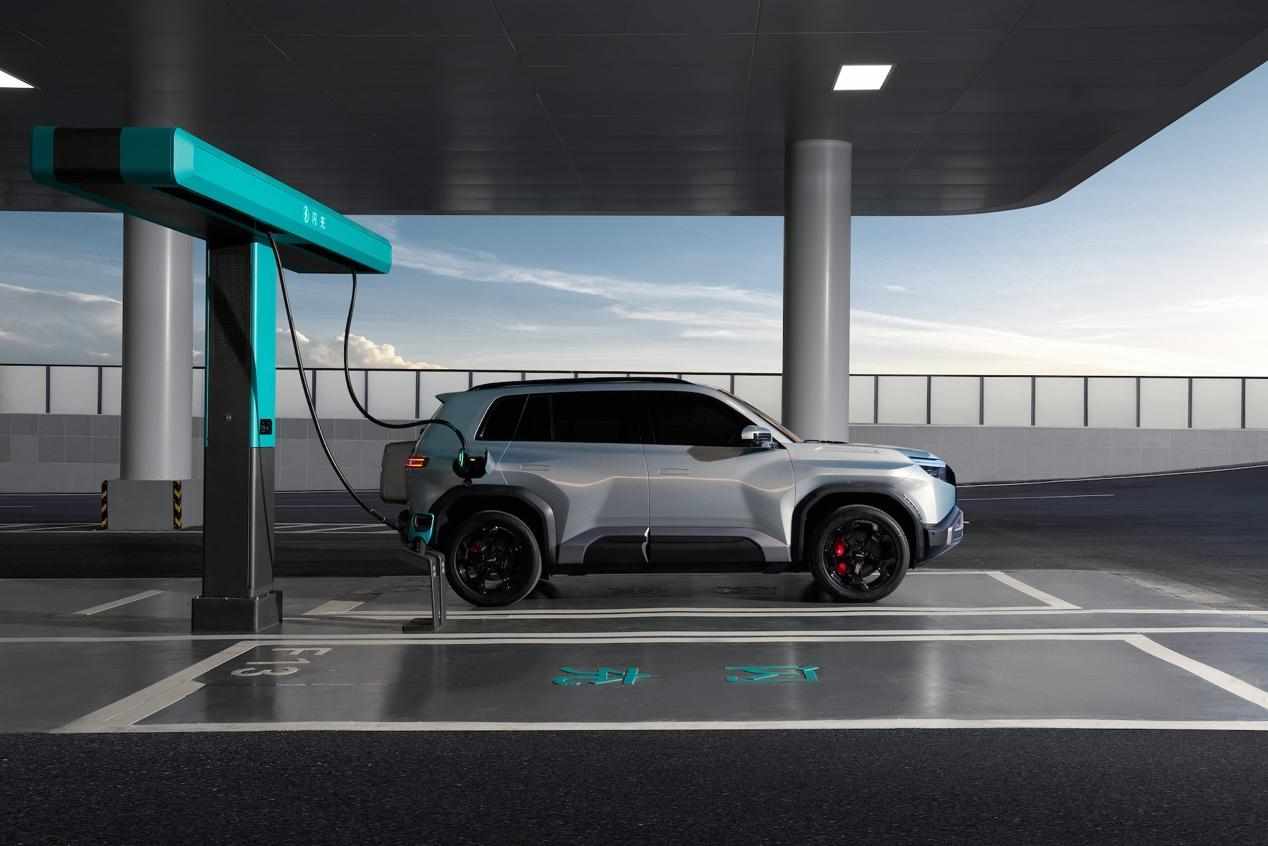 闪充5分满电9分饱，钛3闪充版上市，享十大黑科技加持