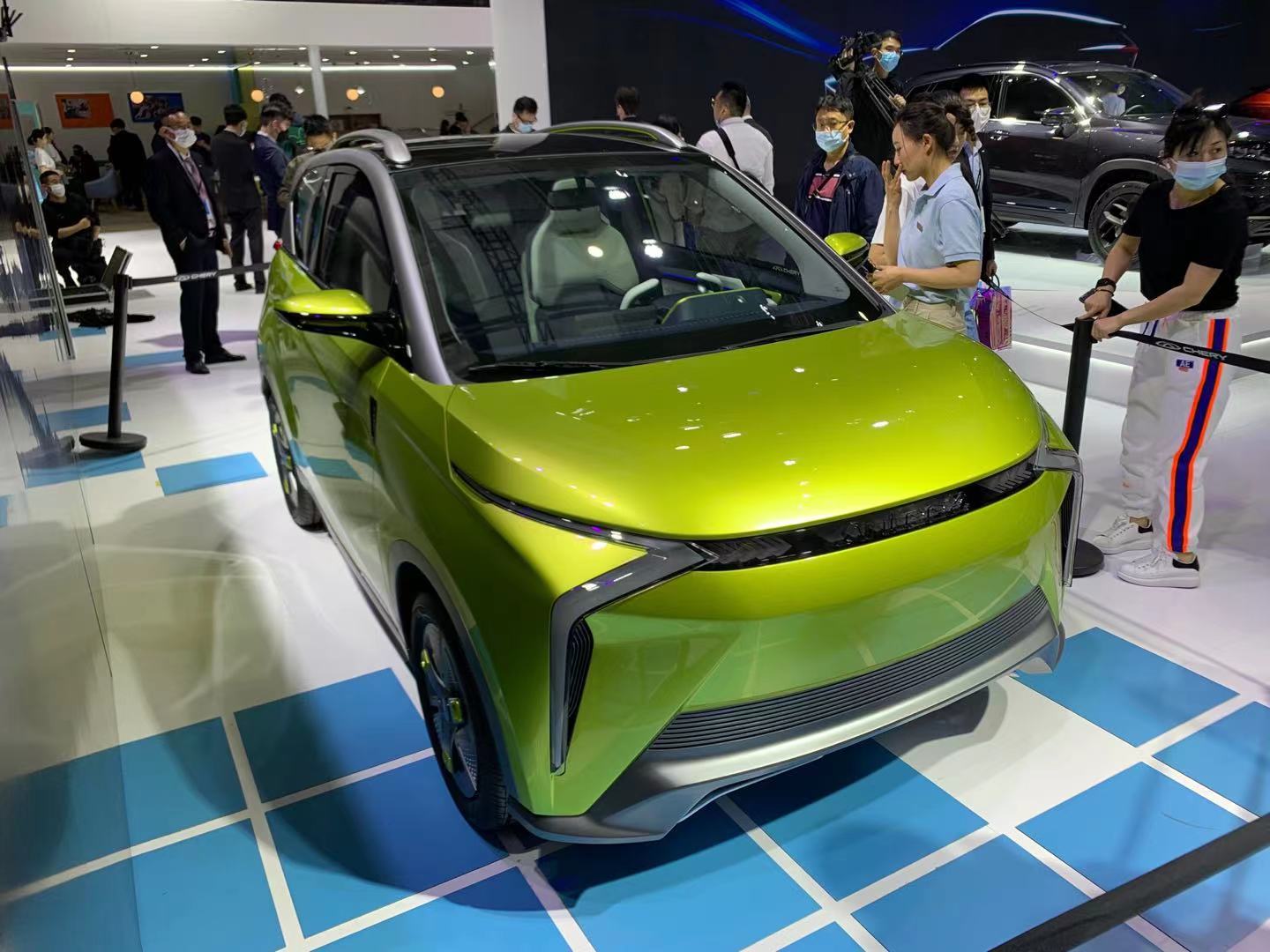 奇瑞新能源黑科技蚂蚁概念车亮相车展