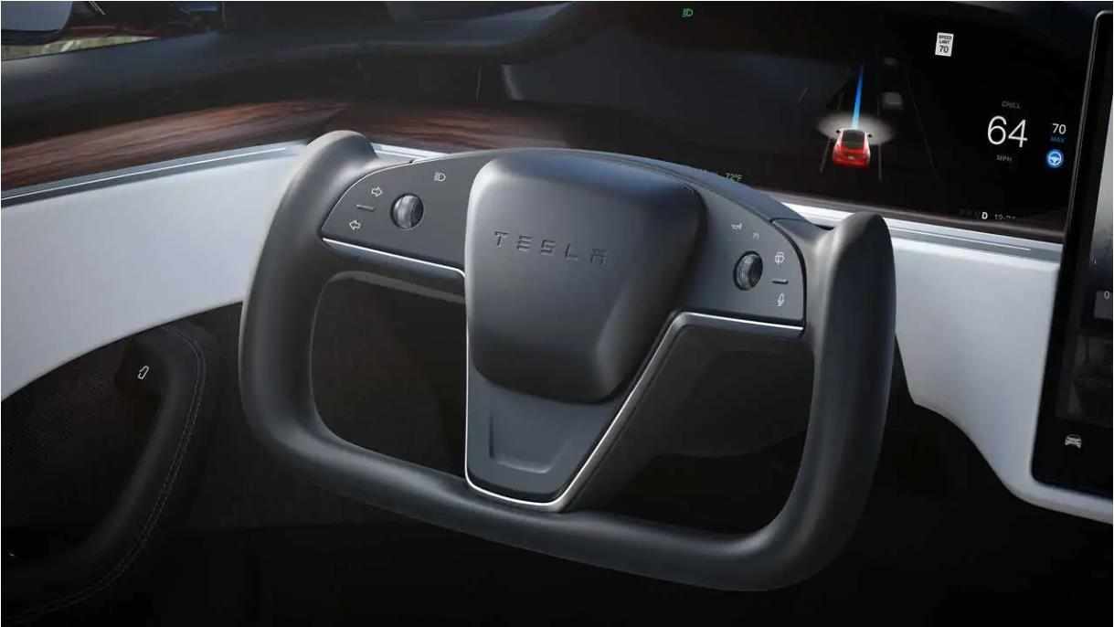 马斯克再次明确全新Model S不会使用圆形方向盘