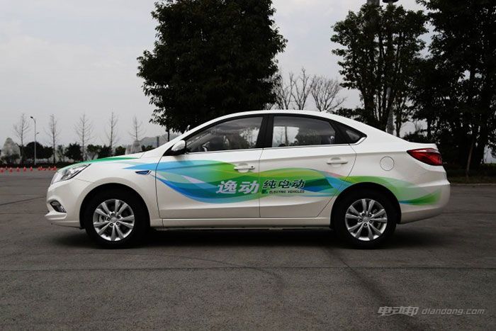 续航里程升级!长安逸动ev240来了!