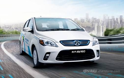 "颜值实力派"座驾ex200,是北汽新能源发力suv纯电动领域的全新力作,其