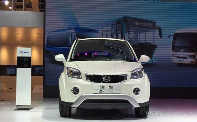 2016年北京国际车展上,长江ev发布了旗下电动小型suv逸酷,新车一共四
