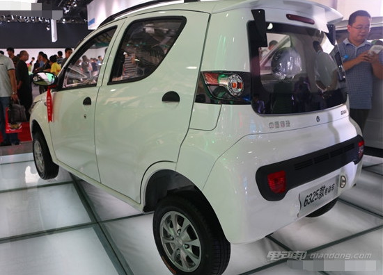 御捷微型suv电动汽车 续航达180km