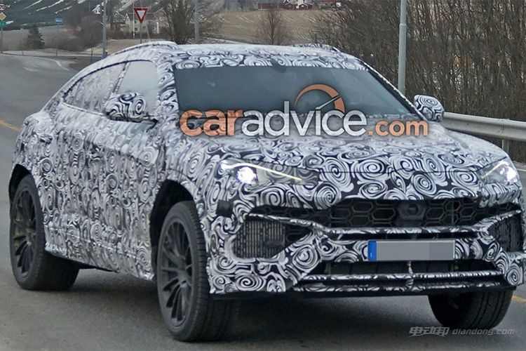 2019年推插电混动版 兰博基尼Urus谍照曝光