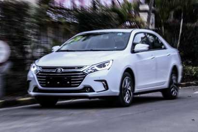 纯电续航达百公里 全网抢鲜试驾比亚迪秦100