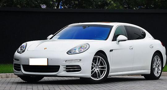 保时捷panamera