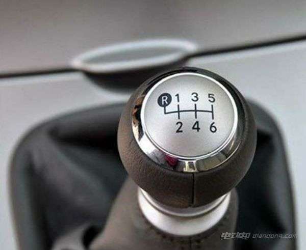 汽车挂档费力是什么原因,知识介绍
