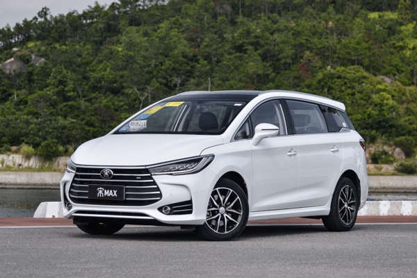 4月北京车展上市 宋MAX插电混动版更多谍照曝光