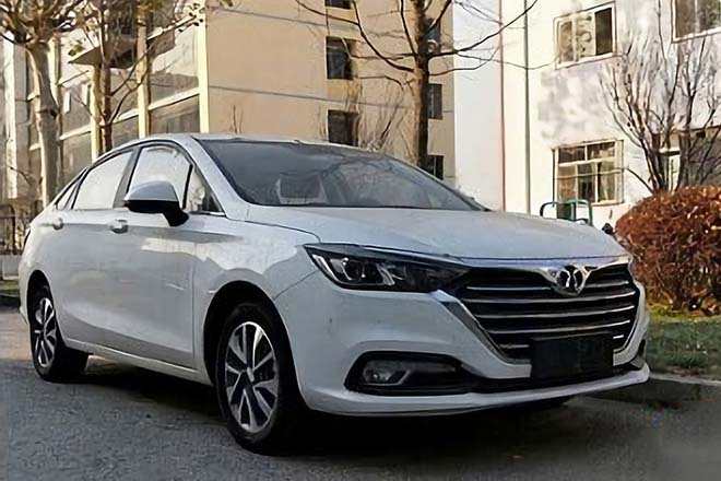 外观运动 北汽新能源EU5北京车展即将上市