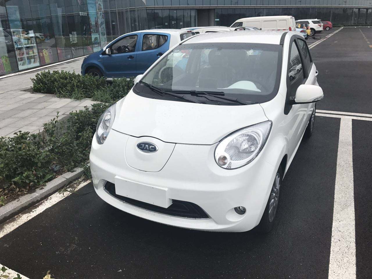 江淮电动车iev6e销售价格,江淮电动车iev6e车型介绍