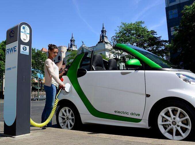 成都的节能与新能源汽车,四川新能源汽车发展