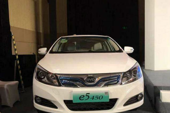 比亚迪电动车电瓶,比亚迪e5 450换装三元锂电池