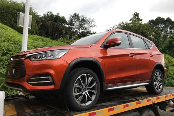 续航400公里，新款宋EV实车曝光，神似全新唐