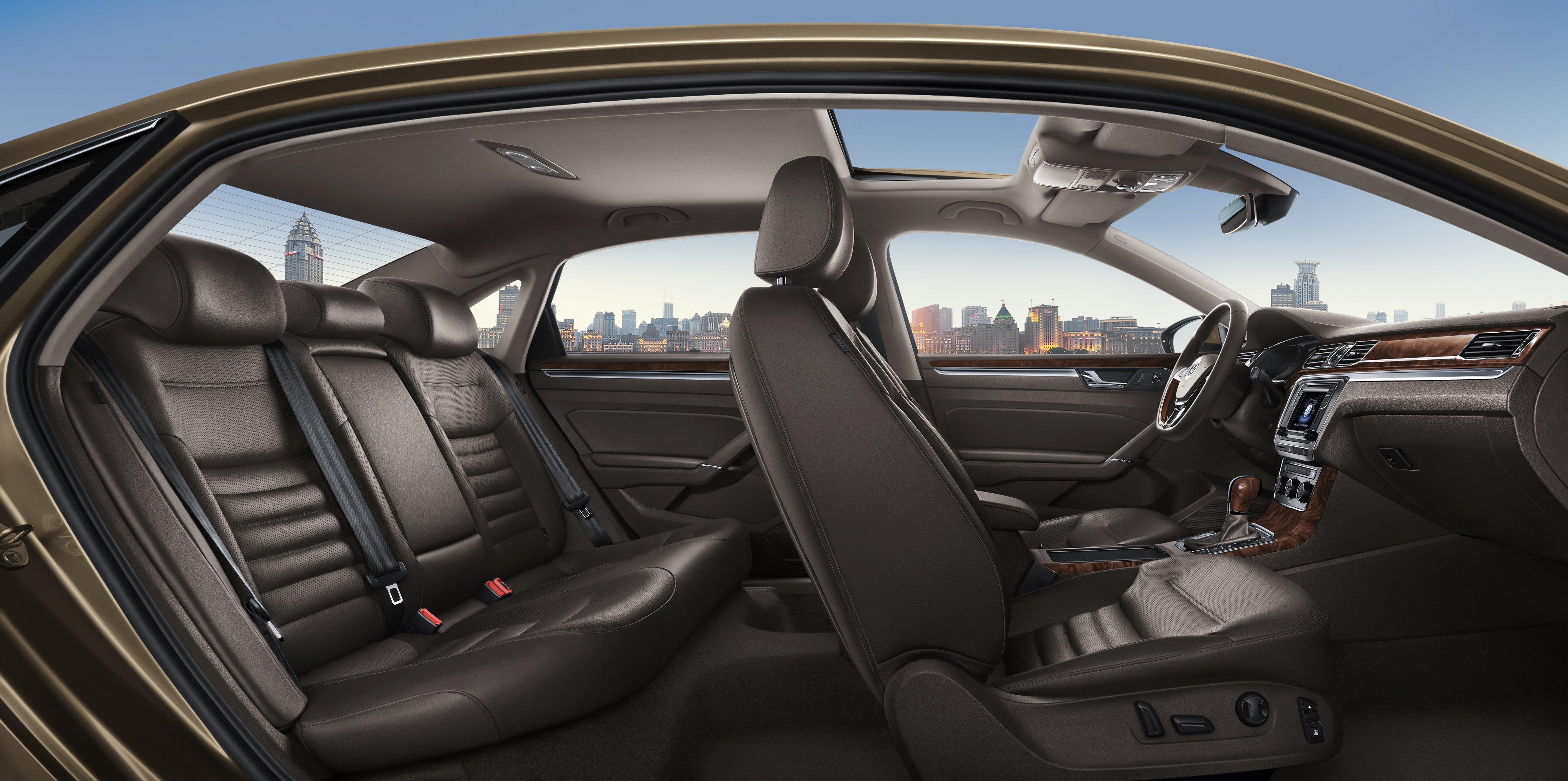 帕萨特自动驻车怎么用:怎么用