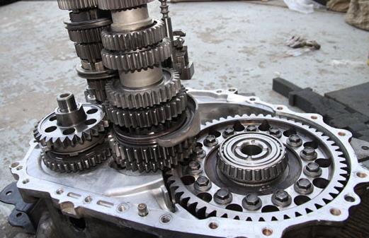 汽车发动机怎么样才能大修 1532770493835.jpg