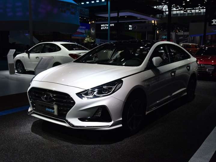 纯电续航75公里 索纳塔九PHEV今日上市