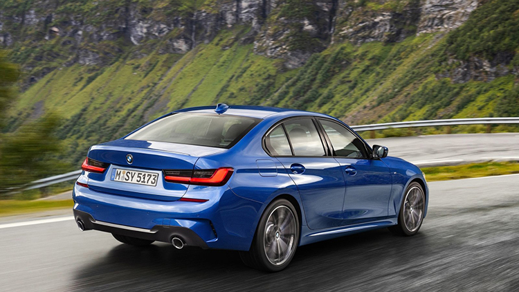 推330e插混版车型 全新一代3系亮相巴黎车展