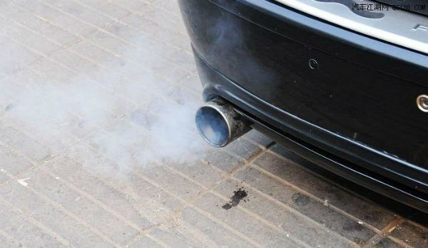 怎么检查汽车排气筒是否漏气 汽车排气管漏气怎么办 【图】_电动邦