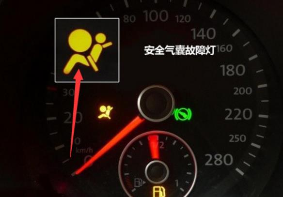 汽車安全氣囊報警燈亮要緊嗎,知識介紹