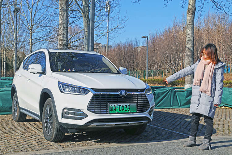 宋EV500是如何满足女性车主的用车需求呢？听听这位车主怎么说