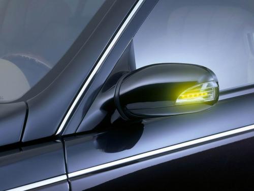 汽车转向灯用自己关吗