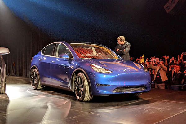 售价26万起，百公里加速3.5秒，特斯拉Model Y的重点信息来了