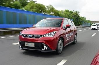 国产纯电动汽车排名_国产纯电动汽车(3)