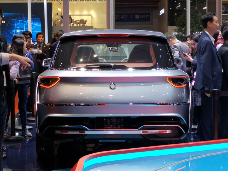 17 日上海车展,格罗夫氢能乘用车有限公司(简称格罗夫)携旗下三款车型