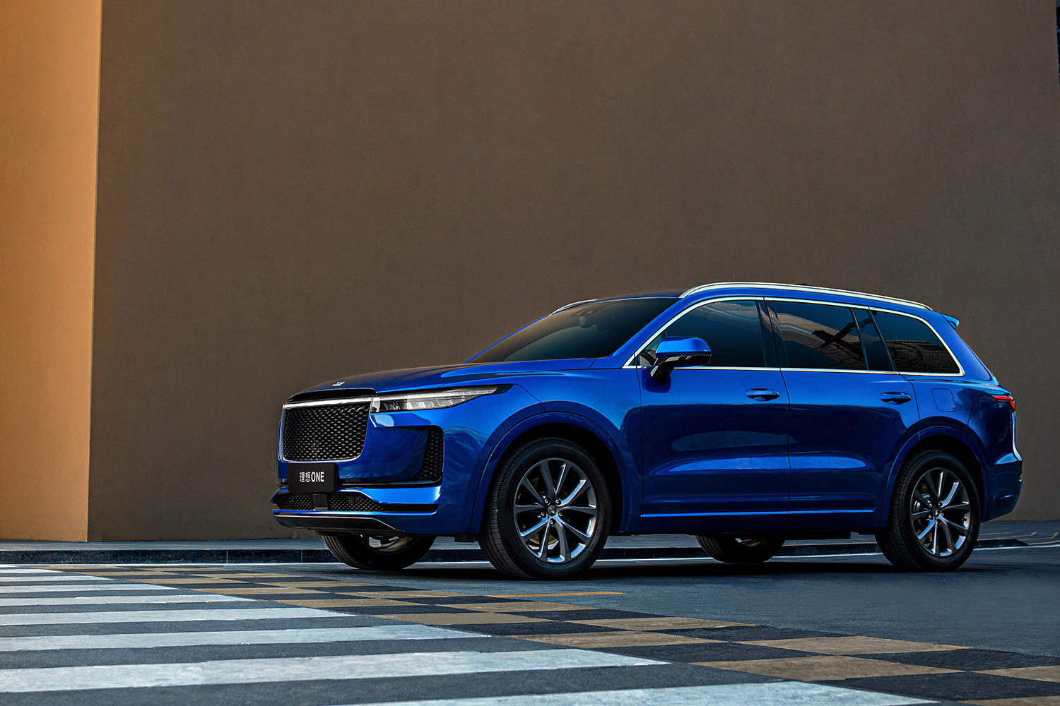 免费换座椅和悬架,理想one的车主们有福了!